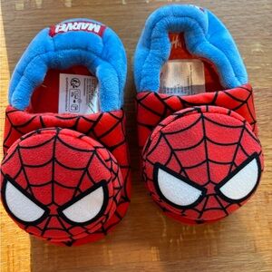 Marvel Spider-Man Kids Slippers - Red and Light Blue (NWOT)